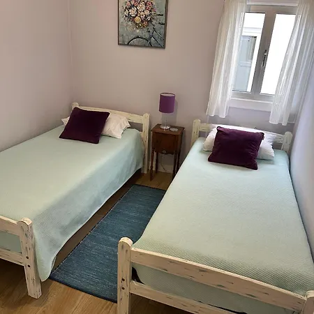 Holiday home Rose's Foz *